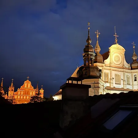 St Michael's Terrace Serene Old Town Retreat Вильнюс
